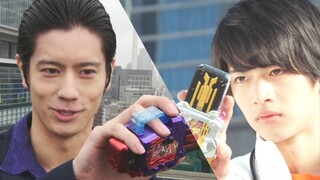 Perhatikan Kamen Rider yang memiliki power-up yang sama dan berbeda dengan pengendara utama