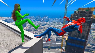 SHE HULK DERRUBOU O HOMEM ARANHA DO PREDIO no GTA 5