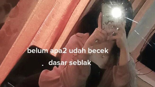 tetap berfikir negatif ya guys eh positif