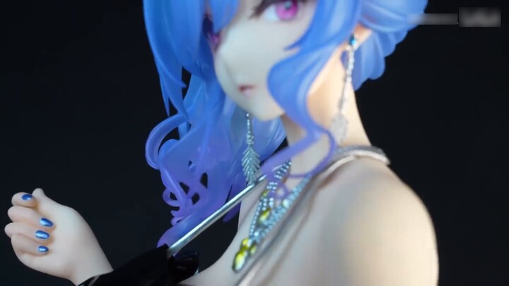 Large scale trouble alter St. Louis dress figure