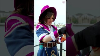 🔮 Overwatch 2 Witch Kiriko Cosplay Magic at MCM London Comic Con! 🌟 #shorts