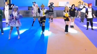 The inferior and superior dance, but the Kagamine twins "lead the dance" version