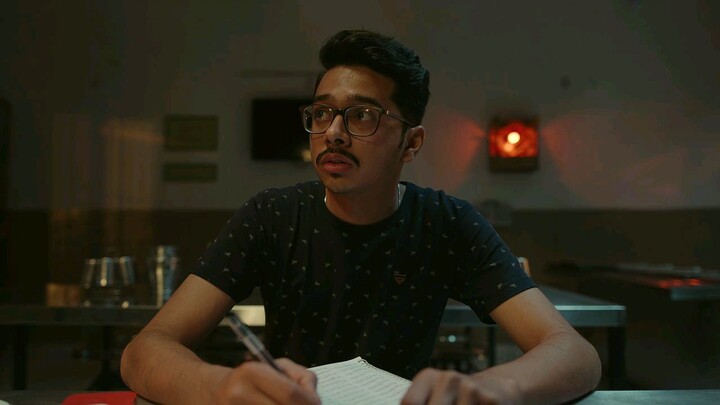 Crash Course S01 E03 WebRip 720p Hindi -Volt Nerds