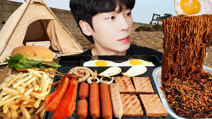 MUKBANG | 직접 만든 짜파구리 & 김치, 햄버거, 스팸, 소세지, 계란 먹방 | black bean noodle Burger Camping KOREAN