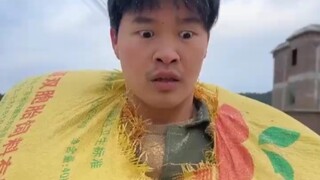 太搞笑了，能把人笑的肚子疼，好好笑哈哈哈哈