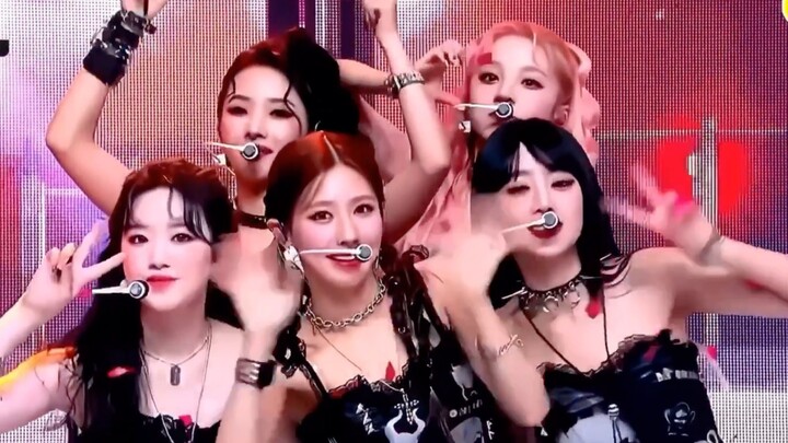 (G) I-DLE Tomboy can change clothes with one click, and there are 15 stages for singing shows alone.
