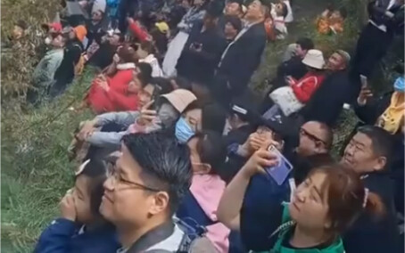 Bukankah ini jauh lebih menarik daripada menonton TV?