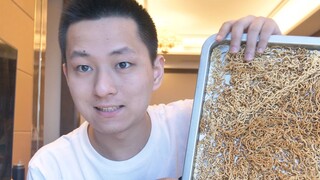 Ubah mie instan senilai satu dolar menjadi mie renyah senilai lima puluh sen! Rasanya tidak seenak y