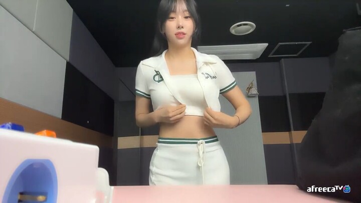 Judy's Exclusive Video [쭈디 의 독점 동영상] Chat while going to work - Judy's day at wo