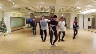 Latihan dance EXO di studio dance "Love Shot" 