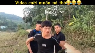 Cười muốn rớt cmn mồm