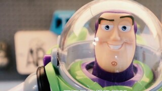 Người mẫu: Tại sao Buzz Lightyear trở thành một bộ xương! Những gì đã xảy ra với anh ấy thật là bi t