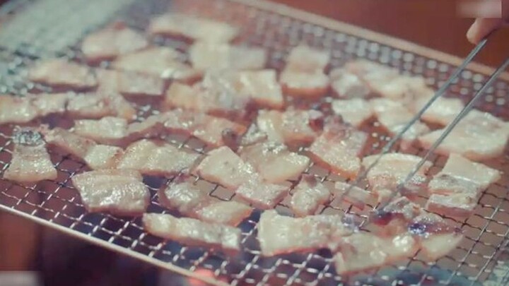 Six Koreans, eat a few thin slices of barbecue and you can say that your stomach will be fried. Are 