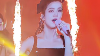 Panggung solo konser JISOO Malaysia Liar