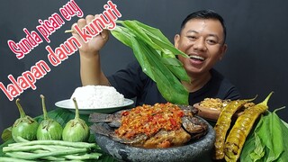 LALAP PUCUK DAUN KUNYIT + IKAN NILA SAMBAL COBEK + SAMBAL ONCOM + PETE GORENG