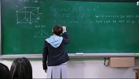 This Girl Hates School, But She Becomes the Smartest Scientist in This Era | Movie Story Recapped