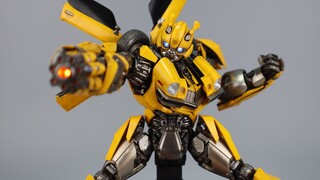 Threezero DLX Transformers 7 Bumblebee