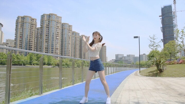 【For example】Thumbs up≖‿≖✧The weather is nice, let's go out and dance together