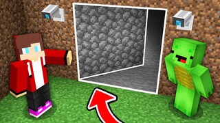 What Inside Mikey & JJ's Secret Door in Minecraft Challenge! (Maizen Mazien Mizen)