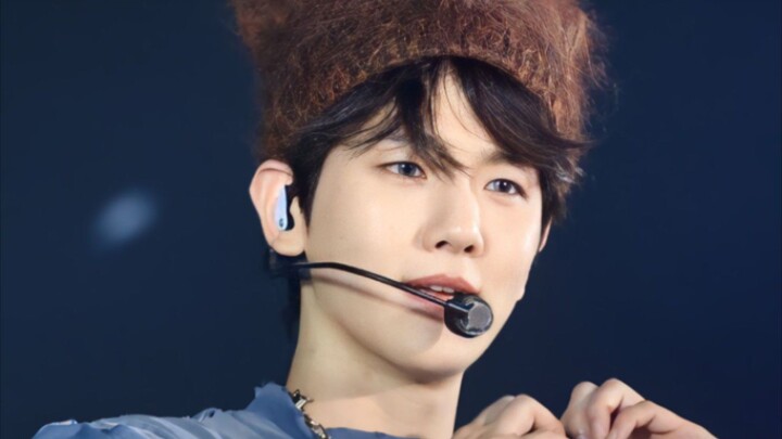 Baekhyun - Poppin' Lonsdaleite Day1 Baekhyun's 1st Concert