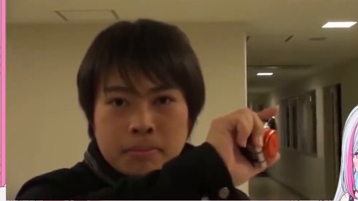 Seorang V Jepang yang tahu banyak soal lelucon efek spesial begitu lucu saat melihat netizen bodoh m