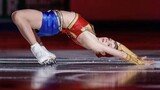 Pertunjukan skating bertema <Wonder Woman> Trusova di Eropa 2022