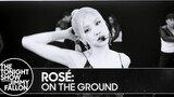 ROSÉ "on the ground" phiên bản đen trắng trong "Jimmy Kimmel Live"