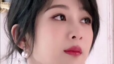 [Yang Zi] Menatap wajah dari jarak dekat, menggoda dengan manis secara online