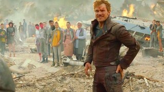 Sau khi băng qua đường, Rhode phát hiện ra rằng vũ điệu cứu thế giới của Star Lord không phải là một