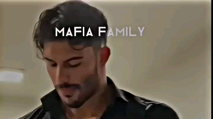 Mafia family tiktok edits (thick fine woman)