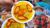 Thăm Cô Tư 65 tuổi bán Mắm chưng trứng muối 25k của em Nhi Nữ sinh lớp 10 ở Sài Gòn