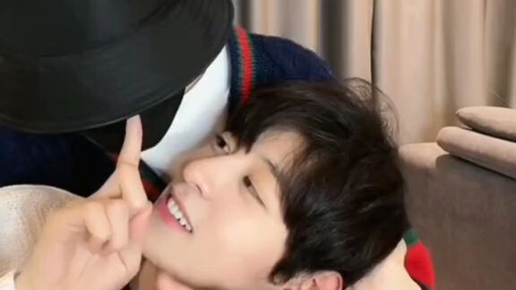 🙈💖