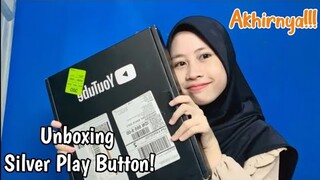 UNBOXING SILVER PLAY BUTTON!! +Face cam