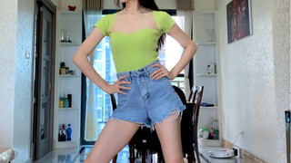 "SAY MY NAME" rookie's thighs were sore for three days after the cover