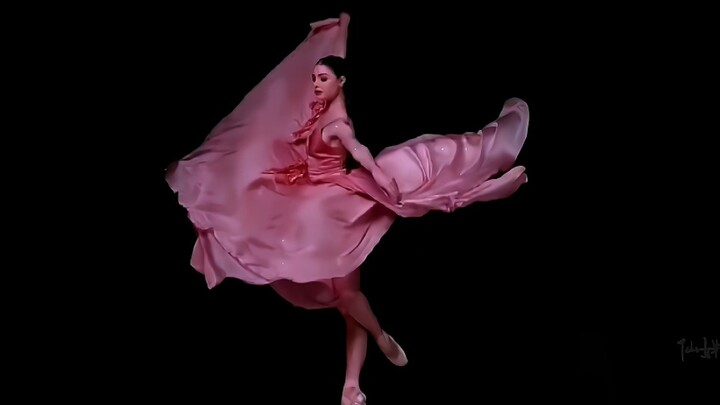 莫大首席Alena Kovaleva——你可以永远相信战斗民族的审美！