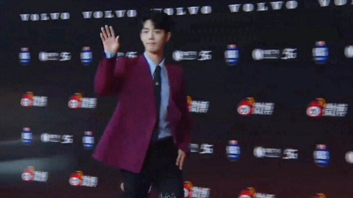 [Xiao Zhan Red Carpet] หัวของฉันกำลังหมุนอยู่เหนือคุณ