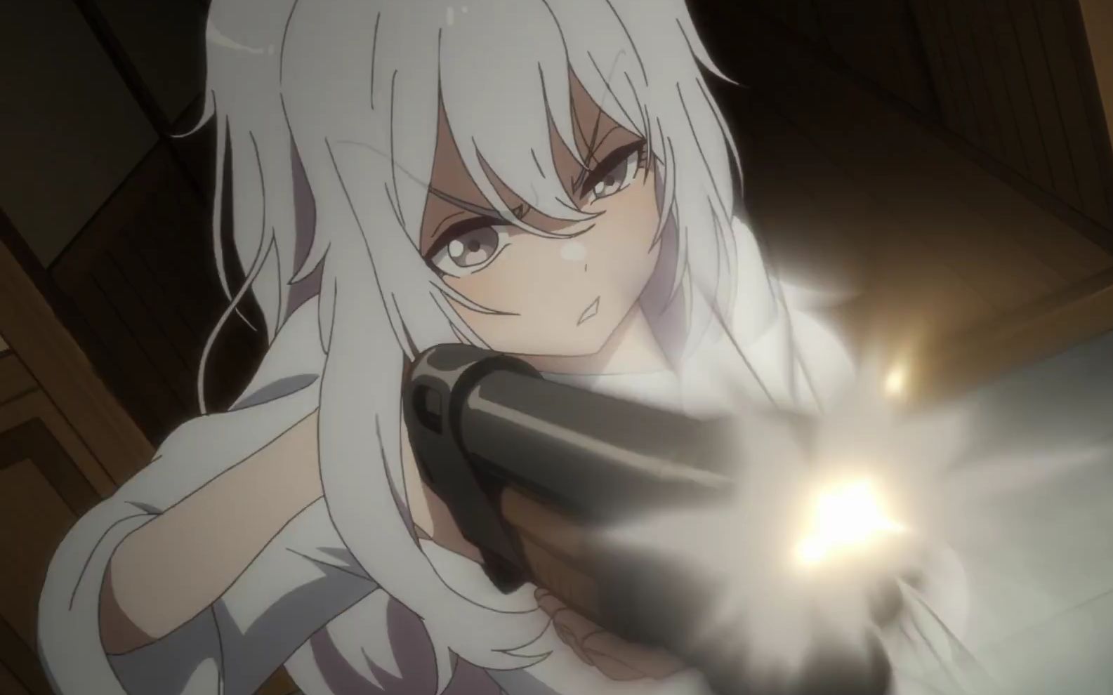 Who could refuse a white-haired girl with gun? - Bilibili