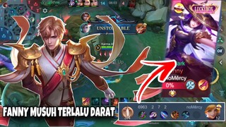 FANNY MUSUH TERLALU DARAT