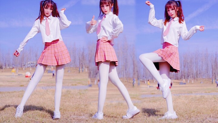 Twin ponytails and white silk in the park ❤ totally crazy! so crazy【Pocket】