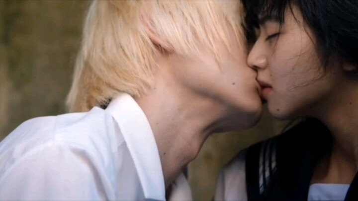 Drowning in love [Kissing scene]🔥