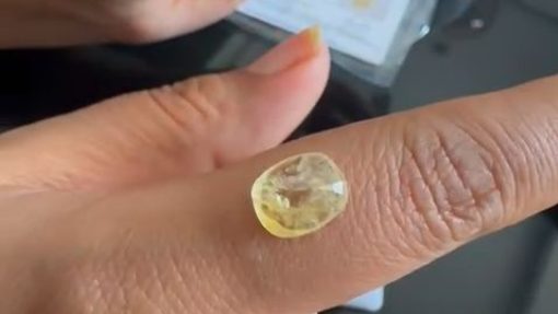 Unpacking of Good Quality 5.25 ratti #ceylon Yellow #sapphire