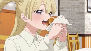 Erika makan burger 🍔