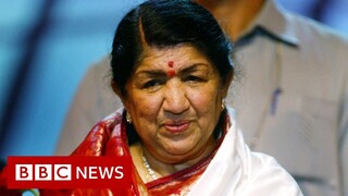 Beloved Indian singer Lata Mangeshkar dies at 92 - BBC News