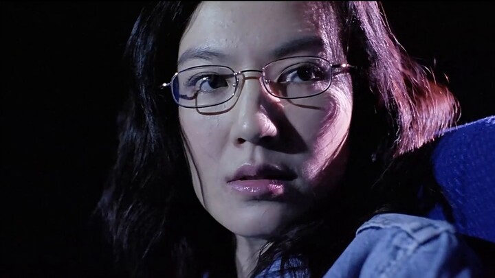 "Cô có muốn trở thành nữ sát thủ không?"