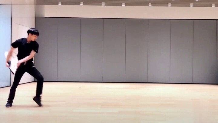 【WayV_WayV Bar】ห้องซ้อมเต้นพัดลม Dong Sicheng