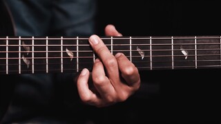 "Pirates of the Caribbean" was covered by a man with guitar