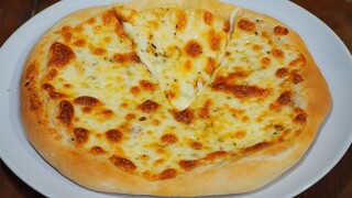 วิธีทำพิซซ่าแป้งบางกรอบหน้าชีส /How To Make Pizza Crust