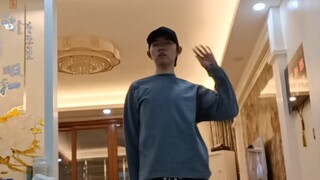 明天开庭我坐被告，宋茜坐原告