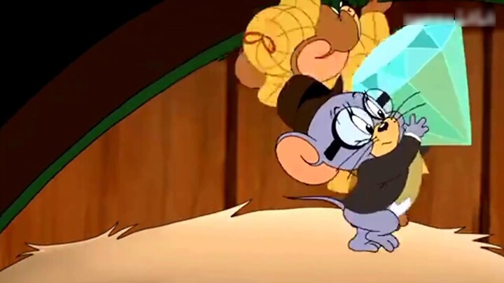 เกมมือถือ Tom and Jerry: Detective Taffy เดิมอยู่ในตอนนี้ของการ์ตูน และมีการเปิดเผยสกินใหม่สองสกินด้