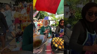 Goreng bola bola mie sambil jogetan